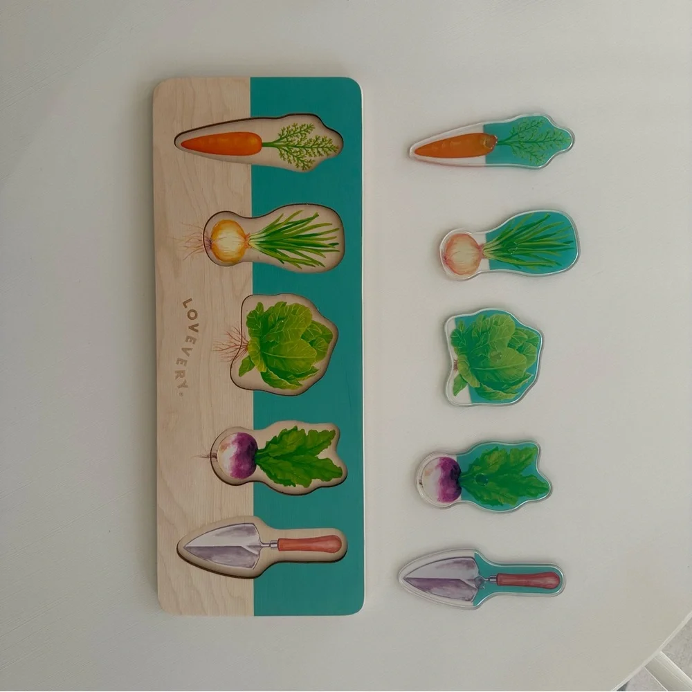 Lovevery | Community Garden Puzzle from Adventurer Play Kit months 16, 17, 18